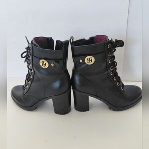 Tommy Hilfiger Black Leather Lace-Up Block Heel Ankle Boots with Gold Logo